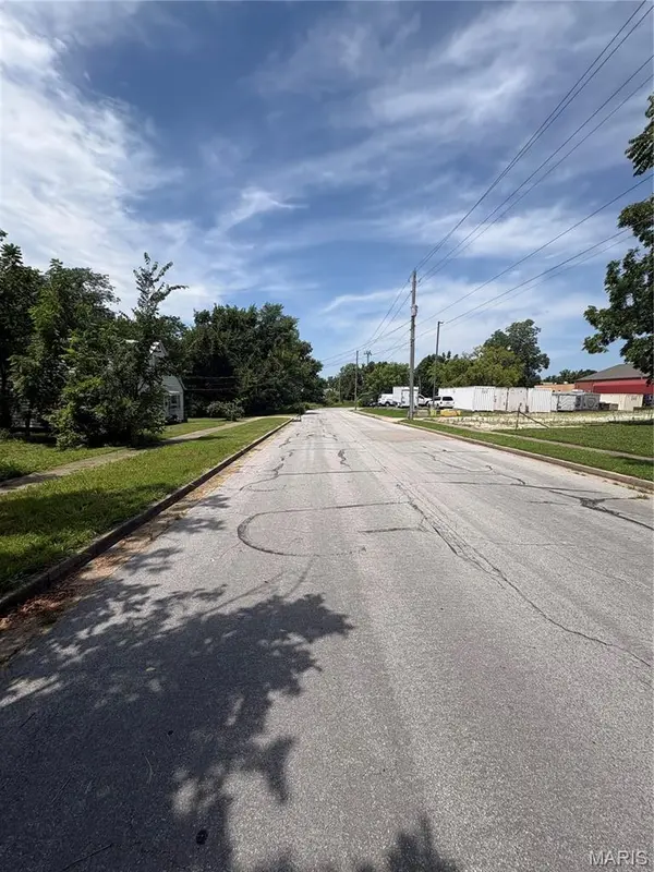 401 W 1st ST, Rolla, MO 65401