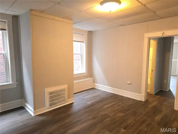 548 Eiler ST, St Louis, MO 63111