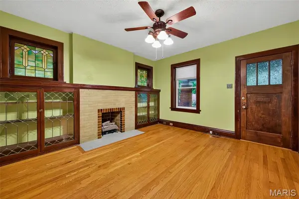 5417 Grace AVE, St Louis, MO 63116
