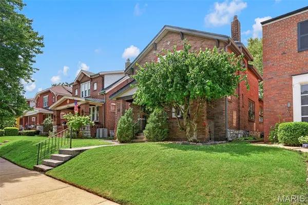 4074 Alma AVE, St Louis, MO 63116