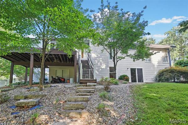109 Wagner LN, Edwardsville, IL 62025