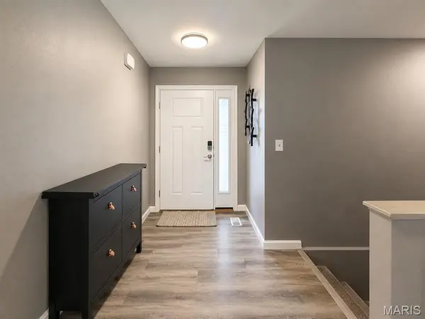 1387 Durham DR, Herculaneum, MO 63048