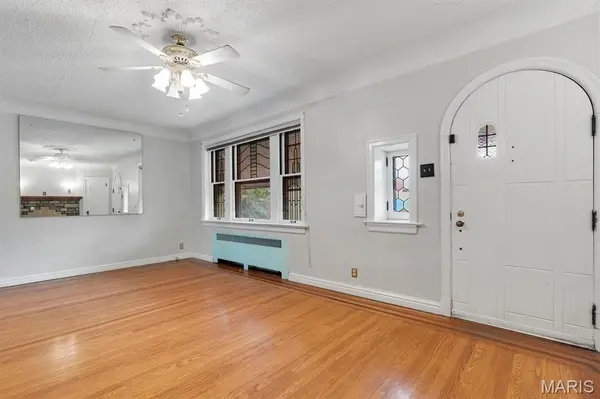 5619 Neosho ST, St Louis, MO 63109