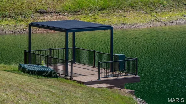 2728 Flucom RD, De Soto, MO 63020
