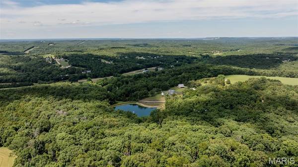 2728 Flucom RD, De Soto, MO 63020