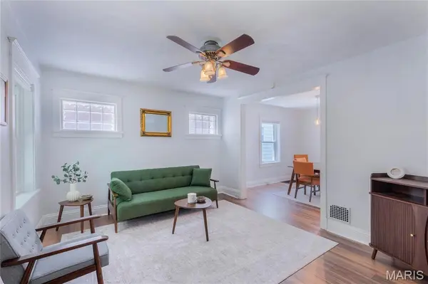 4963 Sutherland AVE, St Louis, MO 63109