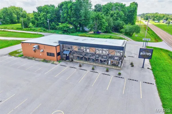 21021 DOVE RD, Lebanon, MO 65536