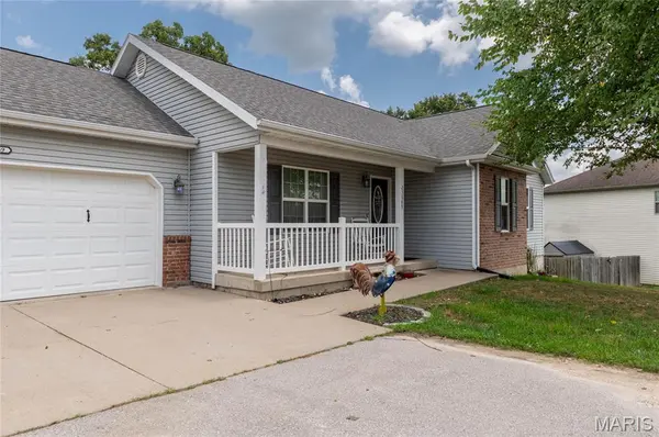 23689 Restore RD, Waynesville, MO 65583