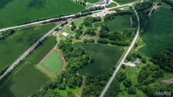 000 Vin Fiz, Pleasant Hill, IL 62366