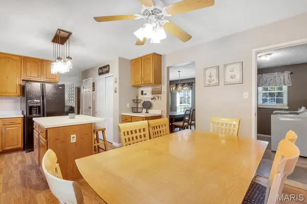 4616 Brookcastle CT, St Louis, MO 63128