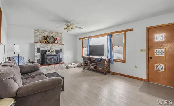 14920 Dillon Outer RD, St James, MO 65559