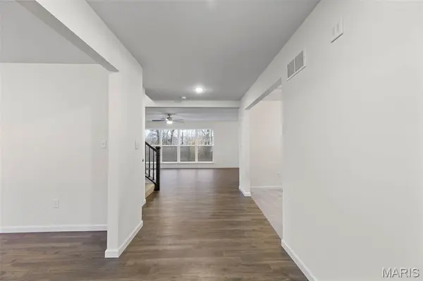 2422 Chukka DR, Eureka, MO 63025