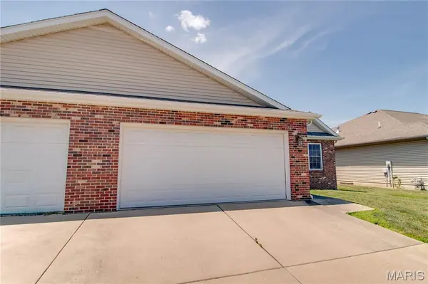 2909 Sandy LN, Springfield, IL 62711