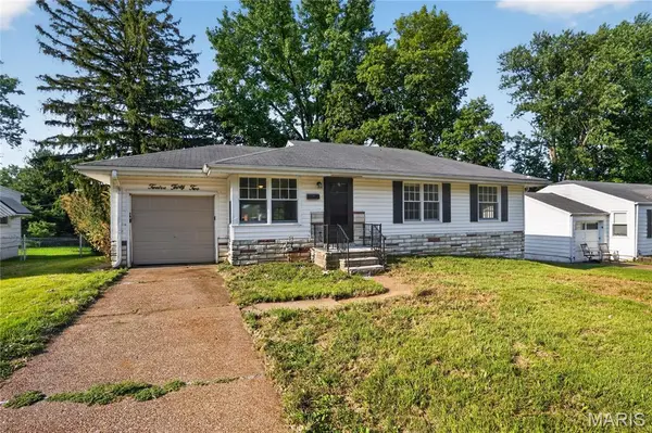 1232 Addison DR, Florissant, MO 63137