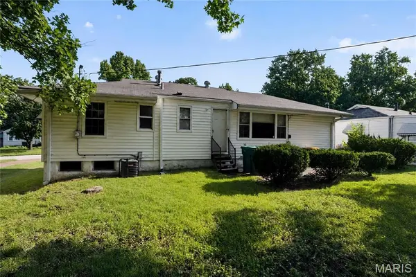 1232 Addison DR, Florissant, MO 63137