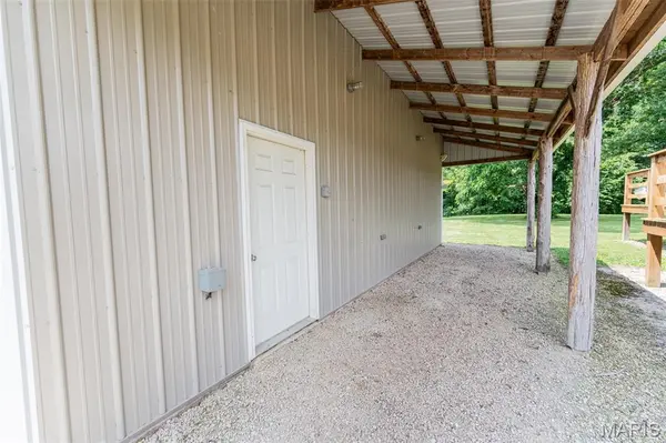 31953 Case RD, Hermann, MO 65041