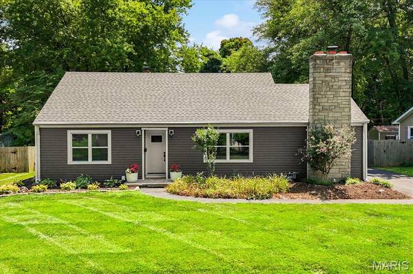 45 Southern DR, Belleville, IL 62223