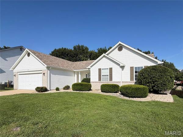 240 Cherrywood Parc DR, O'fallon, MO 63368