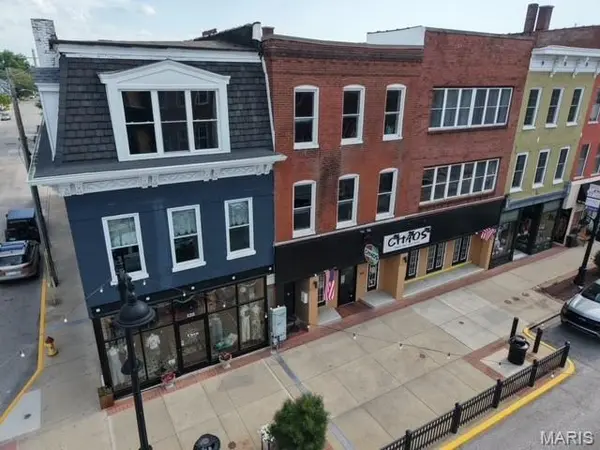 126 E Main ST, Belleville, IL 62220