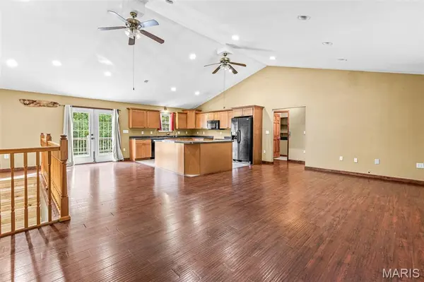 10368 Hancock RD, Potosi, MO 63664