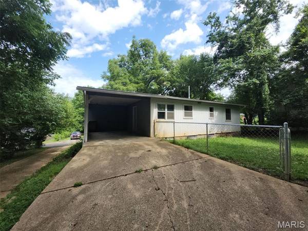 510 Marlowe ST, Fredericktown, MO 63645