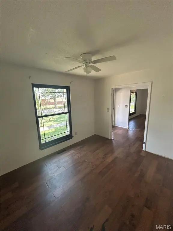 1507 Saint Francois RD, Bonne Terre, MO 63628