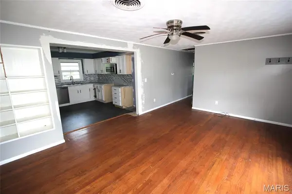 408 7th ST, Farmington, MO 63640