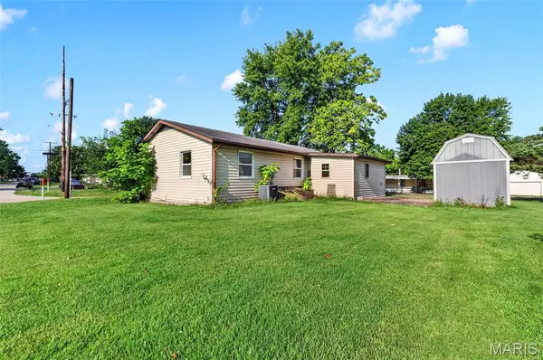 501 E Booneslick RD, Jonesburg, MO 63351