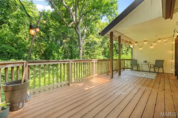 2 Pear Tree CT, St Peters, MO 63376