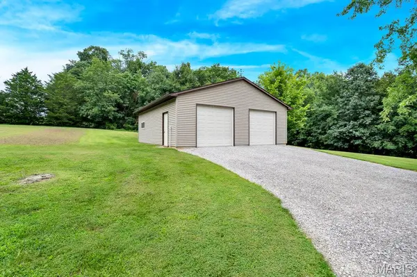 7303 S Fork RD, Red Bud, IL 62278
