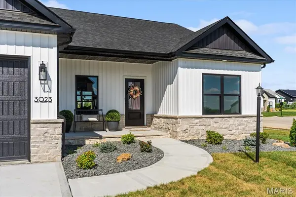 3023 Mobile DR, Glen Carbon, IL 62034