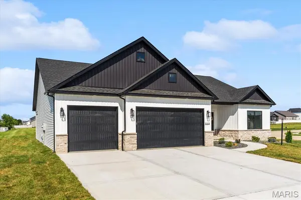 3023 Mobile DR, Glen Carbon, IL 62034