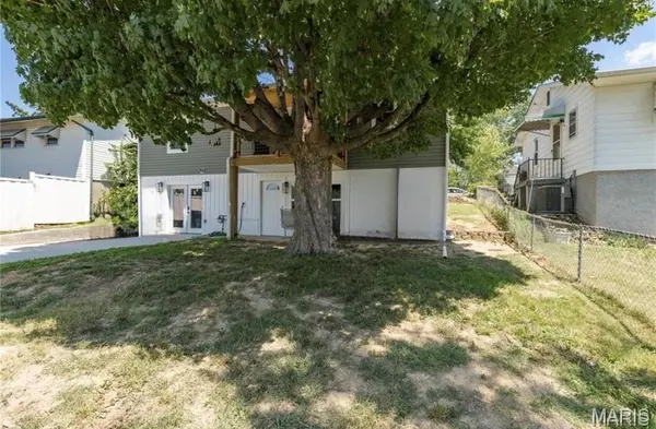 1007 Lindsay AVE, Crystal City, MO 63019