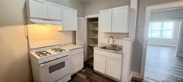 5516 S Grand BLVD, St Louis, MO 63111