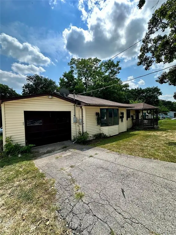 7002 Highway Yy, Washington, MO 63090