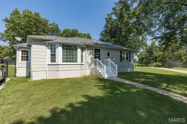 606 La Haye ST, Ste Genevieve, MO 63670