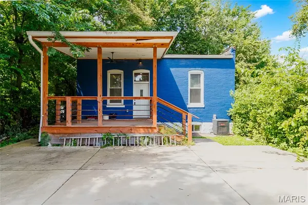 3921 Blair AVE, St Louis, MO 63107