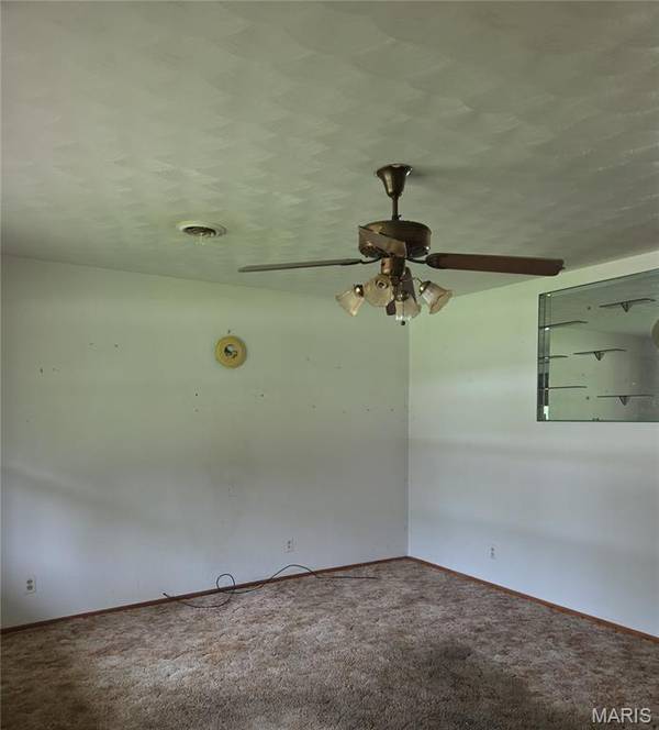 828 Johanna ST, Sullivan, MO 63080