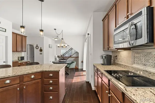 921 Molloy DR, O'fallon, MO 63366