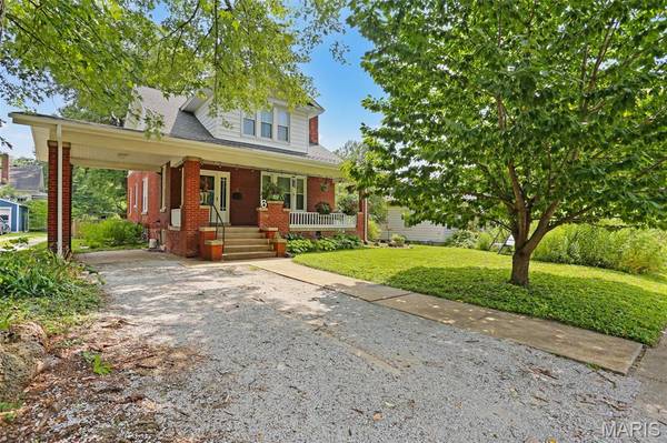 6 Halleck AVE, Edwardsville, IL 62025