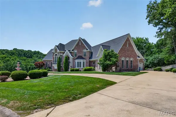 5 Kehrs Mill Glen CT, Clarkson Valley, MO 63005