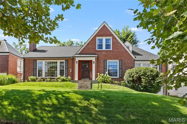 7910 Lafon PL, University City, MO 63130