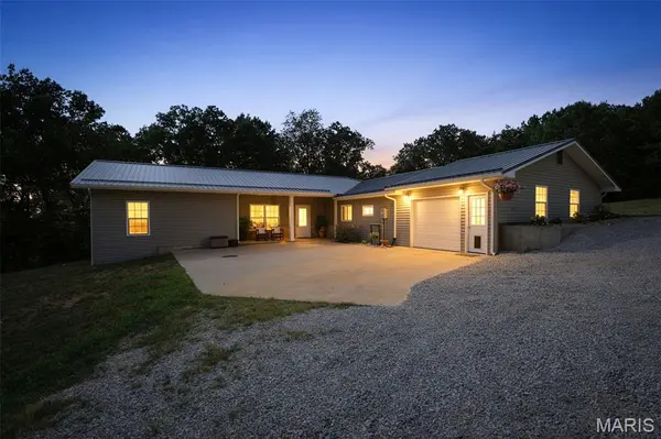 10179 Vine RD, Cadet, MO 63630