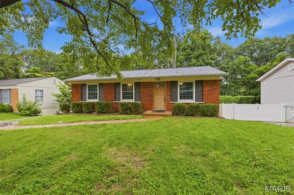 127 Linnview DR, St Louis, MO 63129