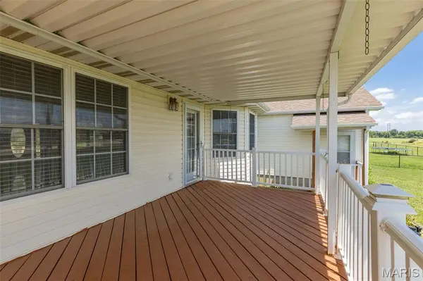 728 John David DR, Farmington, MO 63640