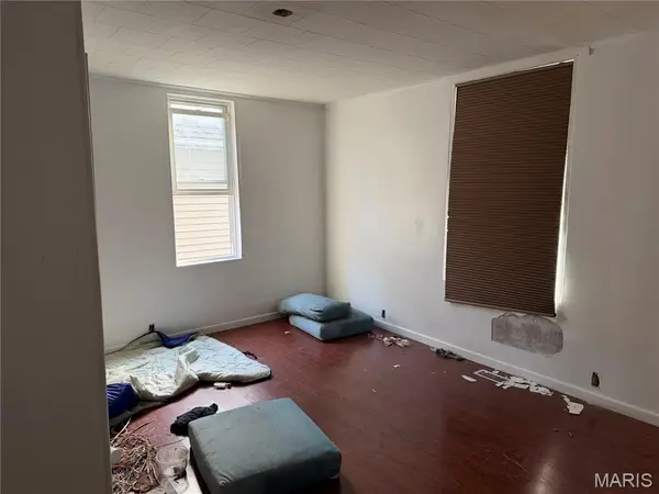 817 Iowa ST, Madison, IL 62060