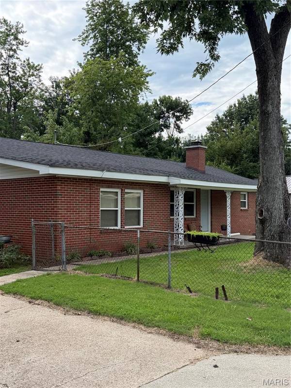 134 Reuben AVE, Sikeston, MO 63801