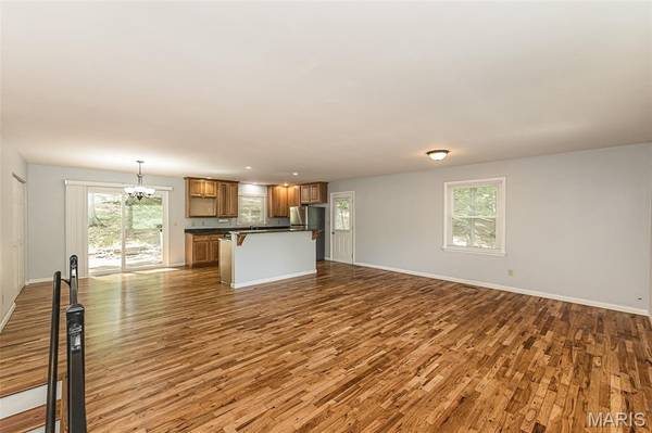 83 N Kings RD, Marthasville, MO 63357