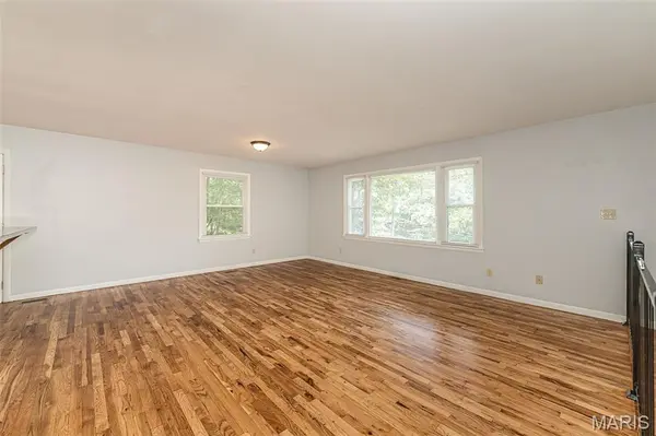 83 N Kings RD, Marthasville, MO 63357