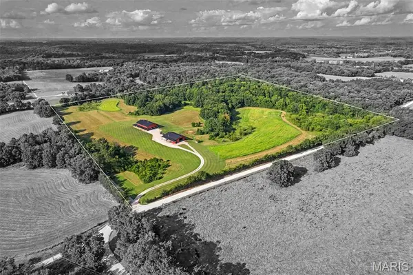 10 Henebry Hills LN, Troy, MO 63379